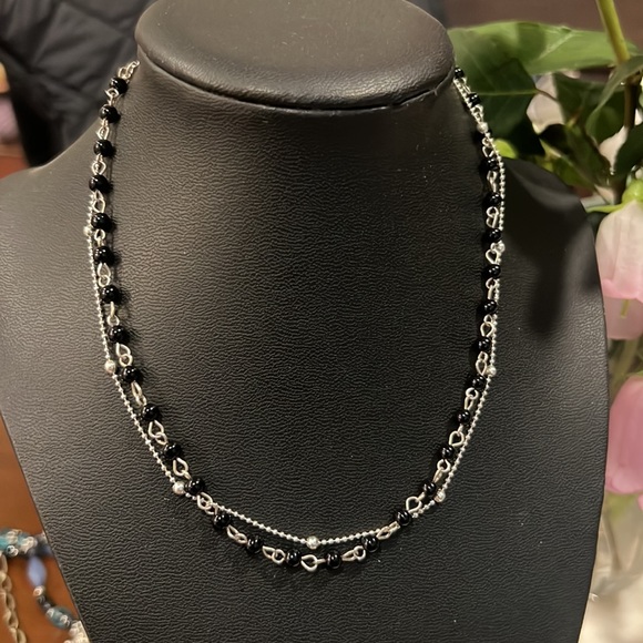 Bundle of 2 streetwear chain necklaces British Boots + minimalist black beaded - Picture 6 of 6